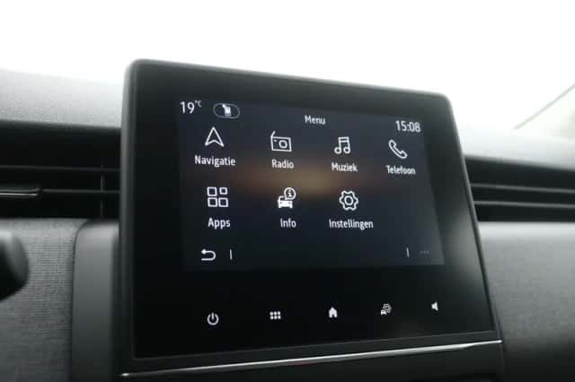 Renault Clio (2024) thumbnail 25