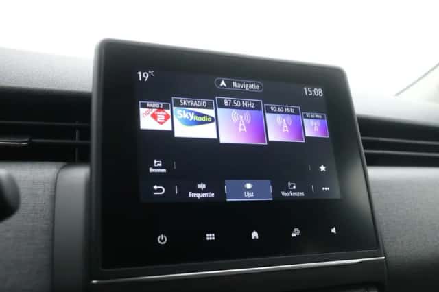 Renault Clio (2024) thumbnail 26