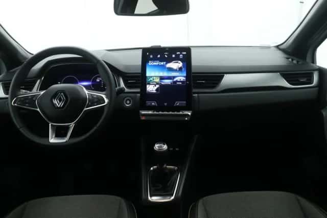 Renault Captur (2025) thumbnail 3