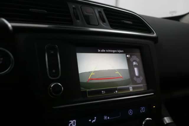 Renault Kadjar (2017) thumbnail 23