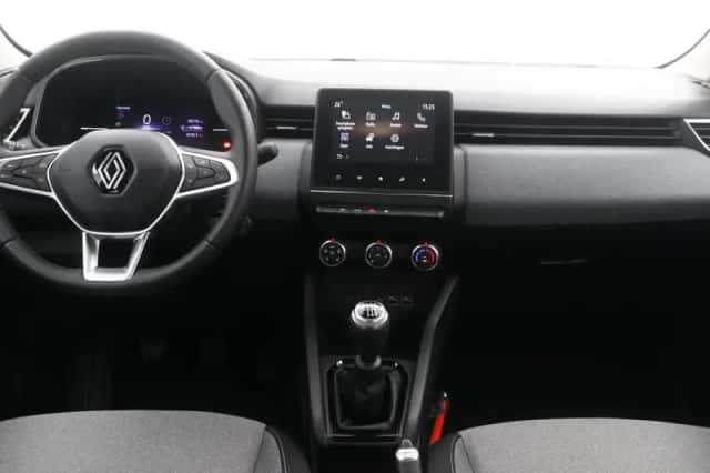 Renault Clio (2024) thumbnail 3