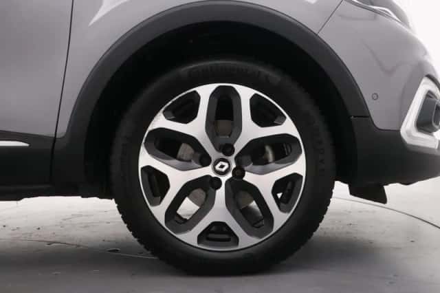 Renault Captur (2017) thumbnail 5