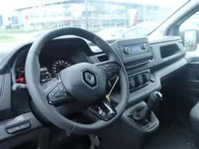 Renault Trafic (2024) thumbnail 3