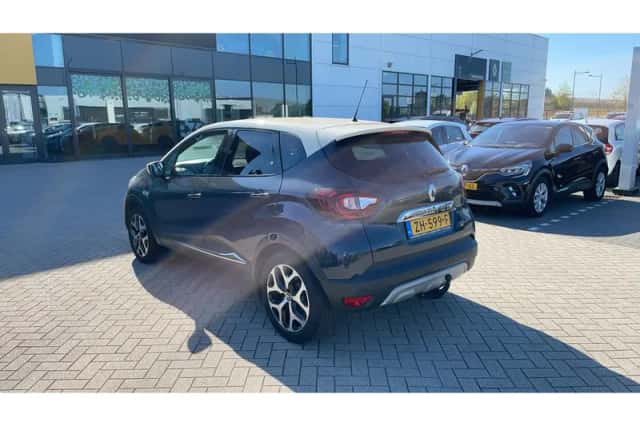 Renault Captur (2019) thumbnail 2