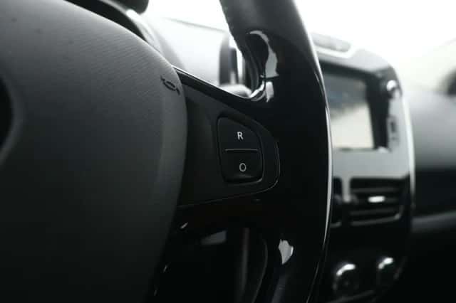 Renault Clio (2014) thumbnail 16