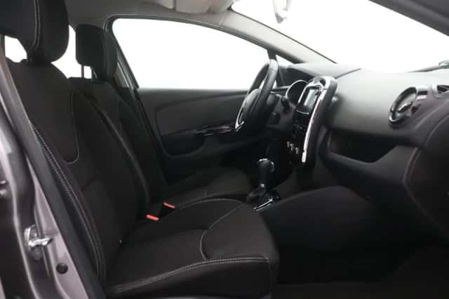Renault Clio (2014) thumbnail 29