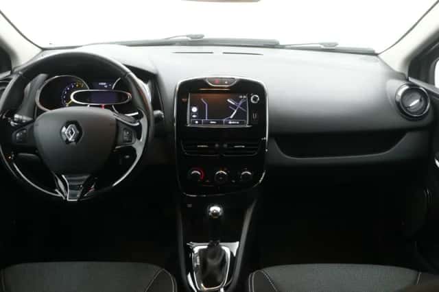 Renault Clio (2014) thumbnail 32
