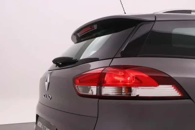 Renault Clio (2014) thumbnail 33