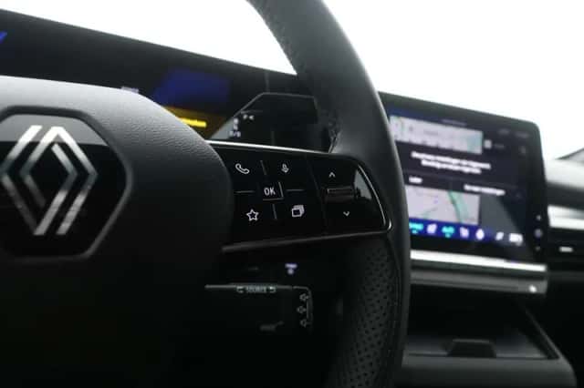 Renault Mégane E-Tech (2025) thumbnail 16