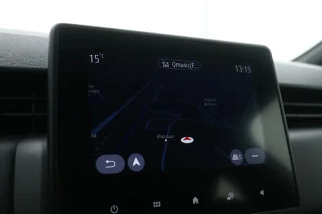 Renault Clio (2021) thumbnail 32