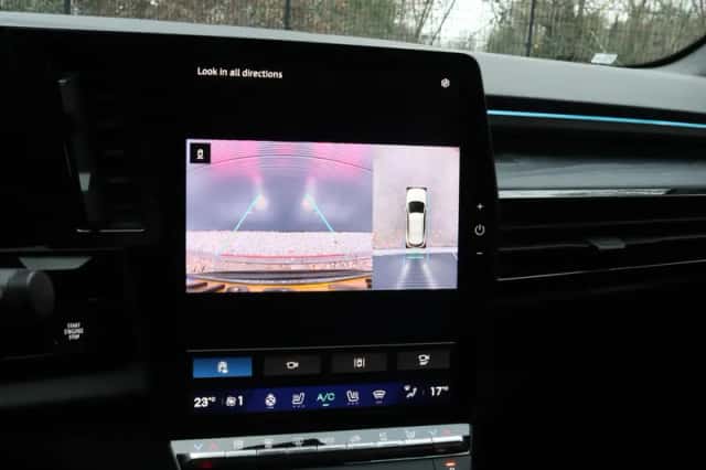 Renault Austral (2025) thumbnail 4