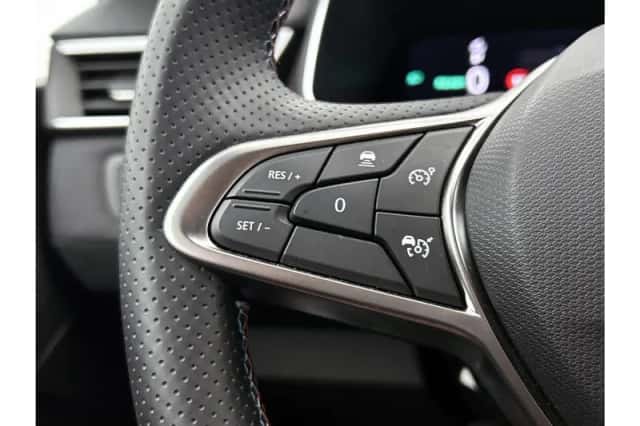 Renault Clio (2025) thumbnail 6
