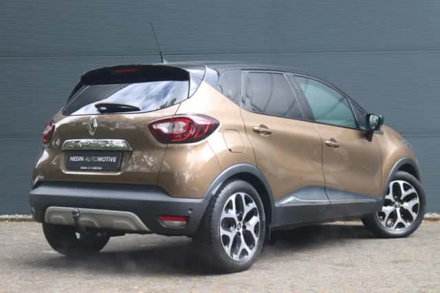 Renault Captur (2018) thumbnail 2