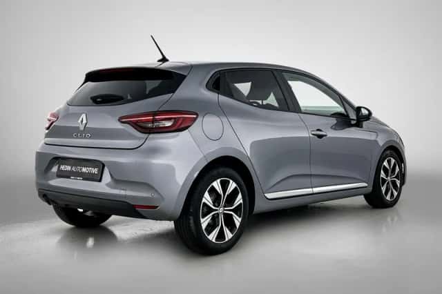 Renault Clio (2023) thumbnail 2