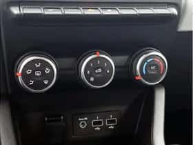 Renault Clio (2023) thumbnail 15