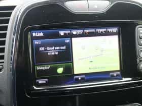 Renault Captur (2015) thumbnail 11