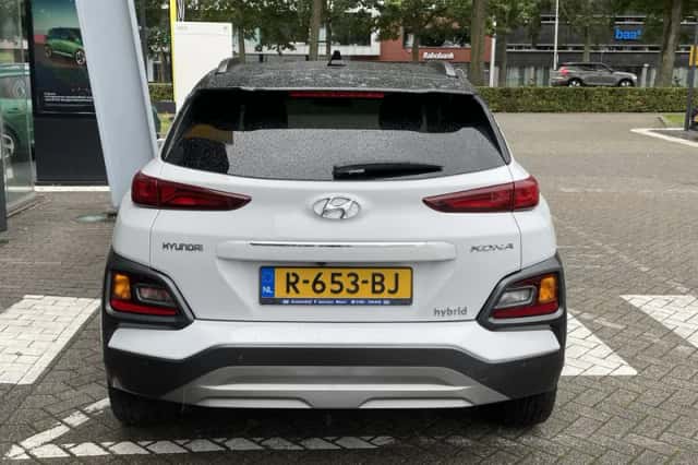 Hyundai Kona (2020) thumbnail 2