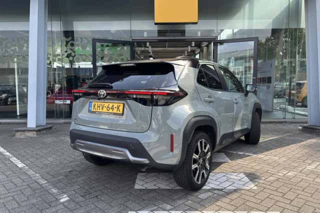 Toyota Yaris Cross (2025) thumbnail 2