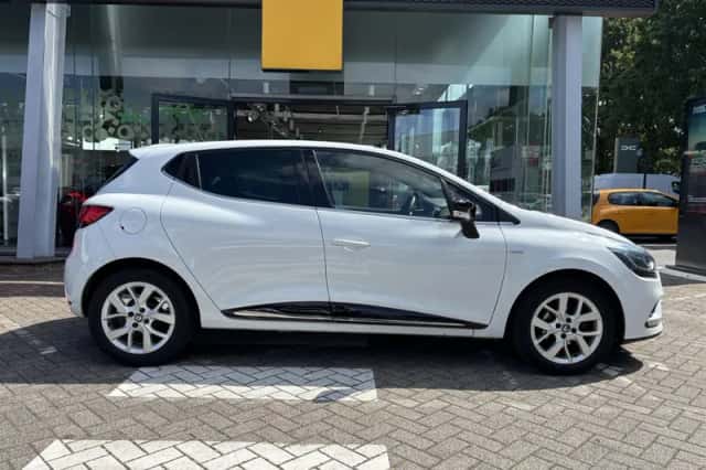 Renault Clio (2019) thumbnail 6