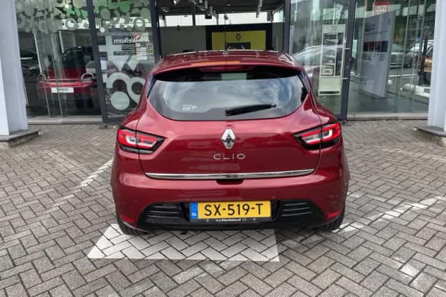 Renault Clio (2018) thumbnail 5