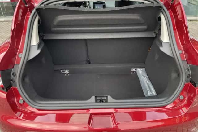 Renault Clio (2018) thumbnail 6