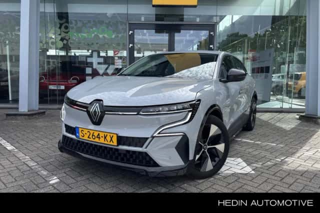 Renault Mégane E-Tech (2023) thumbnail 1