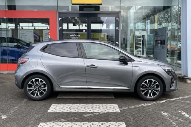 Renault Clio (2025) thumbnail 4