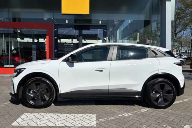 Renault Mégane E-Tech (2025) thumbnail 2
