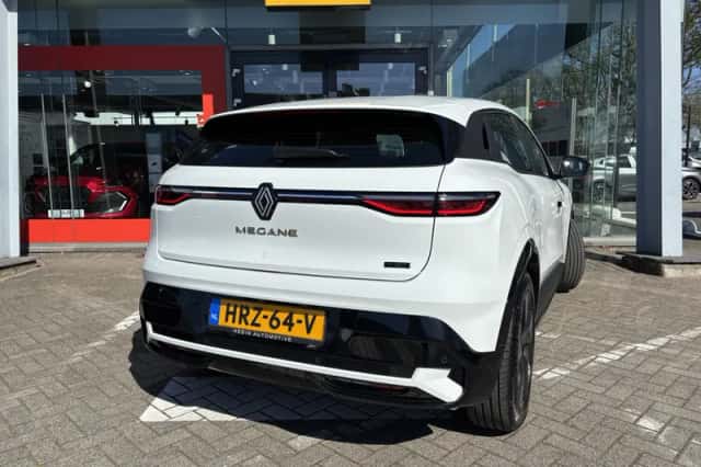 Renault Mégane E-Tech (2025) thumbnail 6
