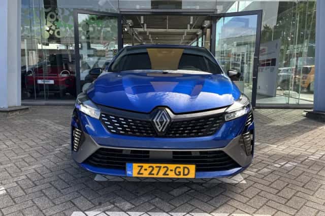Renault Clio (2024) thumbnail 2