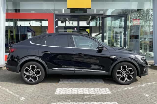 Renault Arkana (2023) thumbnail 4