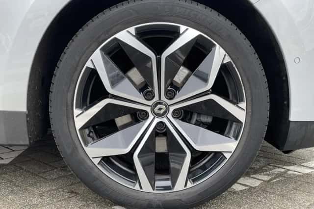 Renault Grand Scénic (2023) thumbnail 5
