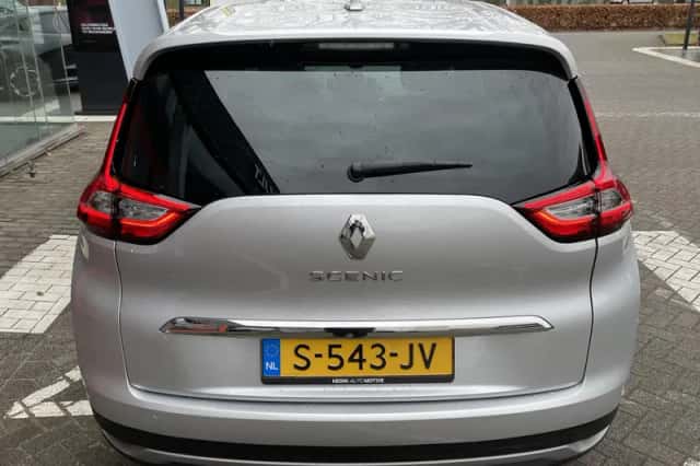 Renault Grand Scénic (2023) thumbnail 6