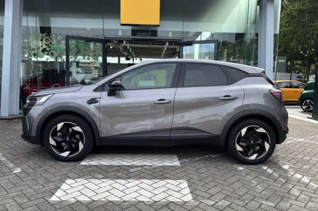 Renault Captur (2025) thumbnail 5