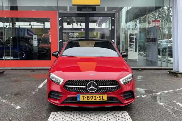 Mercedes-Benz A-Klasse (2019) thumbnail 2