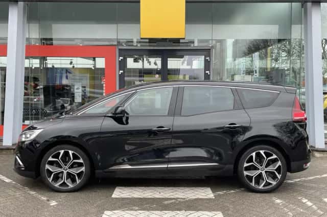 Renault Grand Scénic (2023) thumbnail 3