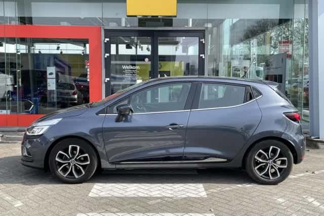 Renault Clio (2017) thumbnail 3