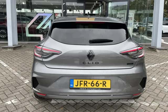 Renault Clio (2025) thumbnail 2