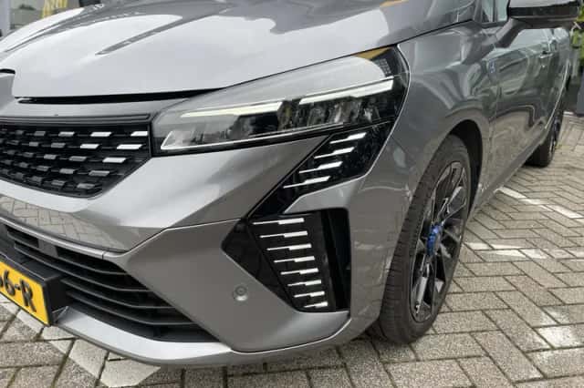 Renault Clio (2025) thumbnail 5