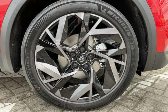 Renault Captur (2026) thumbnail 6