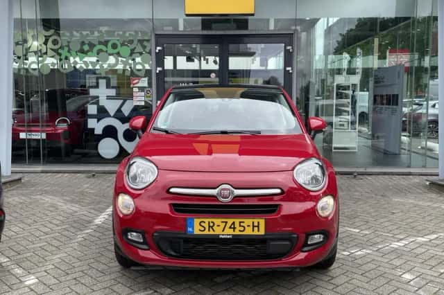 Fiat 500X (2018) thumbnail 2