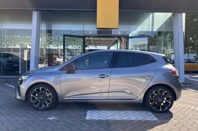 Renault Clio (2024) thumbnail 5