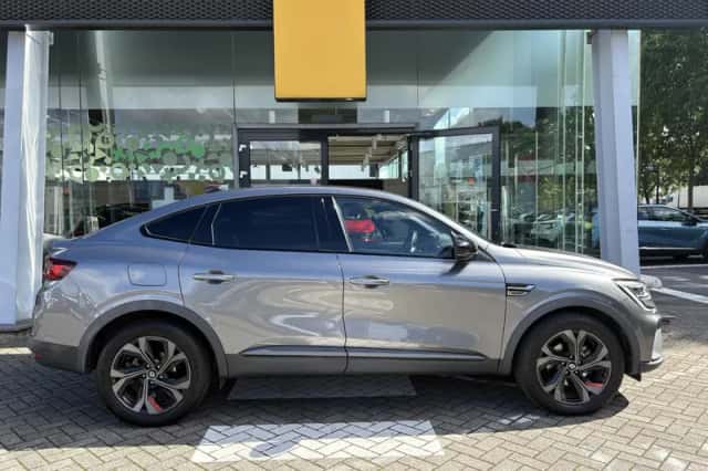 Renault Arkana (2022) thumbnail 4