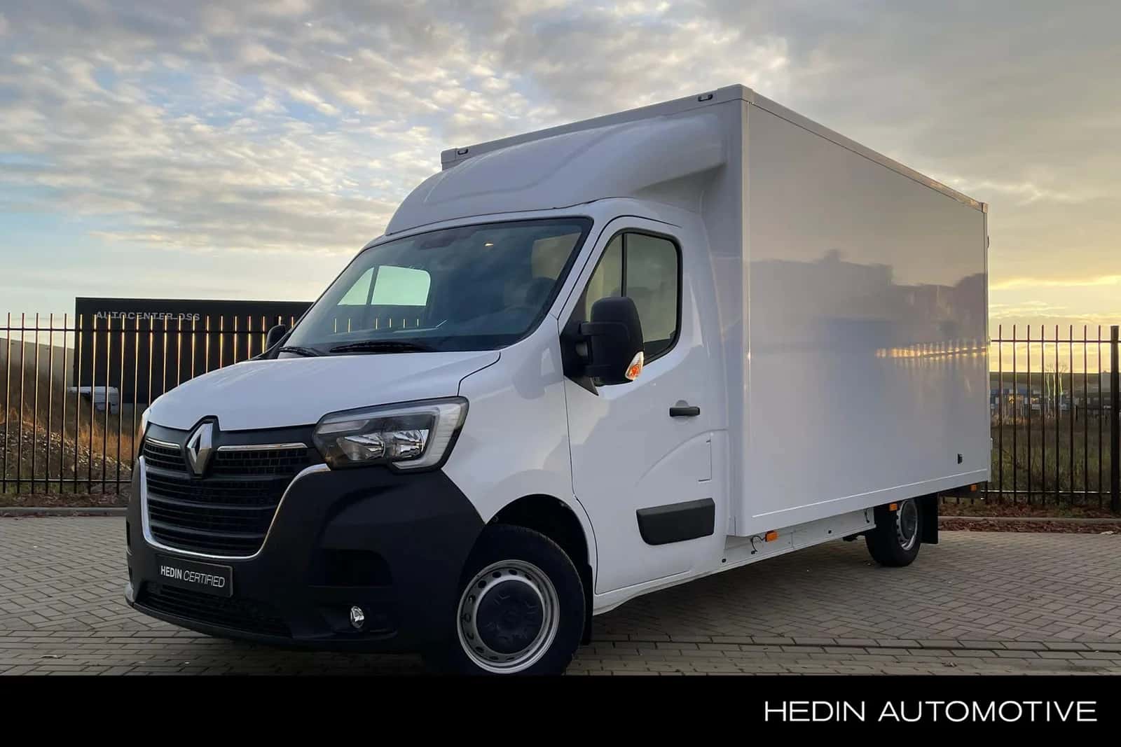 Renault Master (2024) — foto 1
