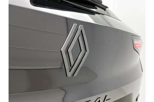 Renault Austral (2025) thumbnail 19