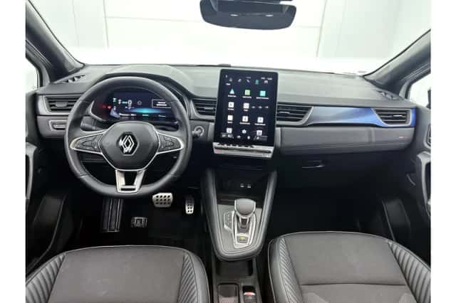 Renault Captur (2025) thumbnail 3