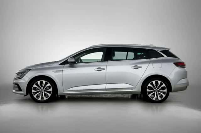 Renault Mégane E-Tech (2021) thumbnail 6