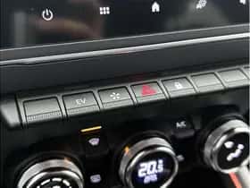 Renault Clio (2023) thumbnail 33
