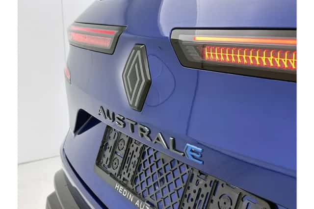 Renault Austral (2025) thumbnail 18