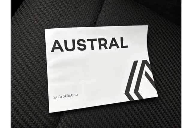Renault Austral (2025) thumbnail 30